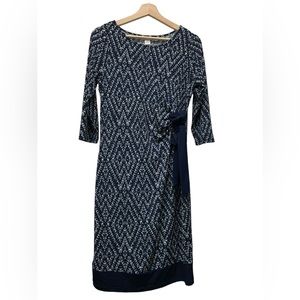 Like new! Motherhood Maternity dress, ribbon detail, blue, size maternity small